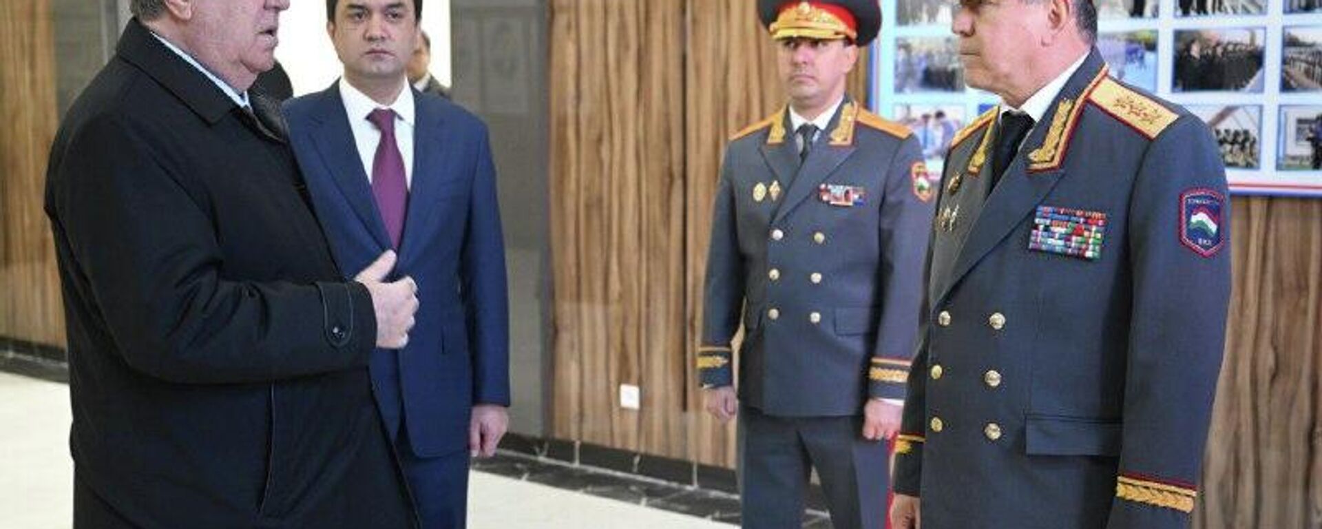 Раҳмон дар Душанбе бинои нави шуъбаи ВКД-1 дар ноҳияи Синоро ба истифода доданд - Sputnik Тоҷикистон, 1920, 10.11.2025