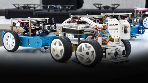 Дни робототехники, инновационных технологий и информатики в Душанбе - Sputnik Таджикистан