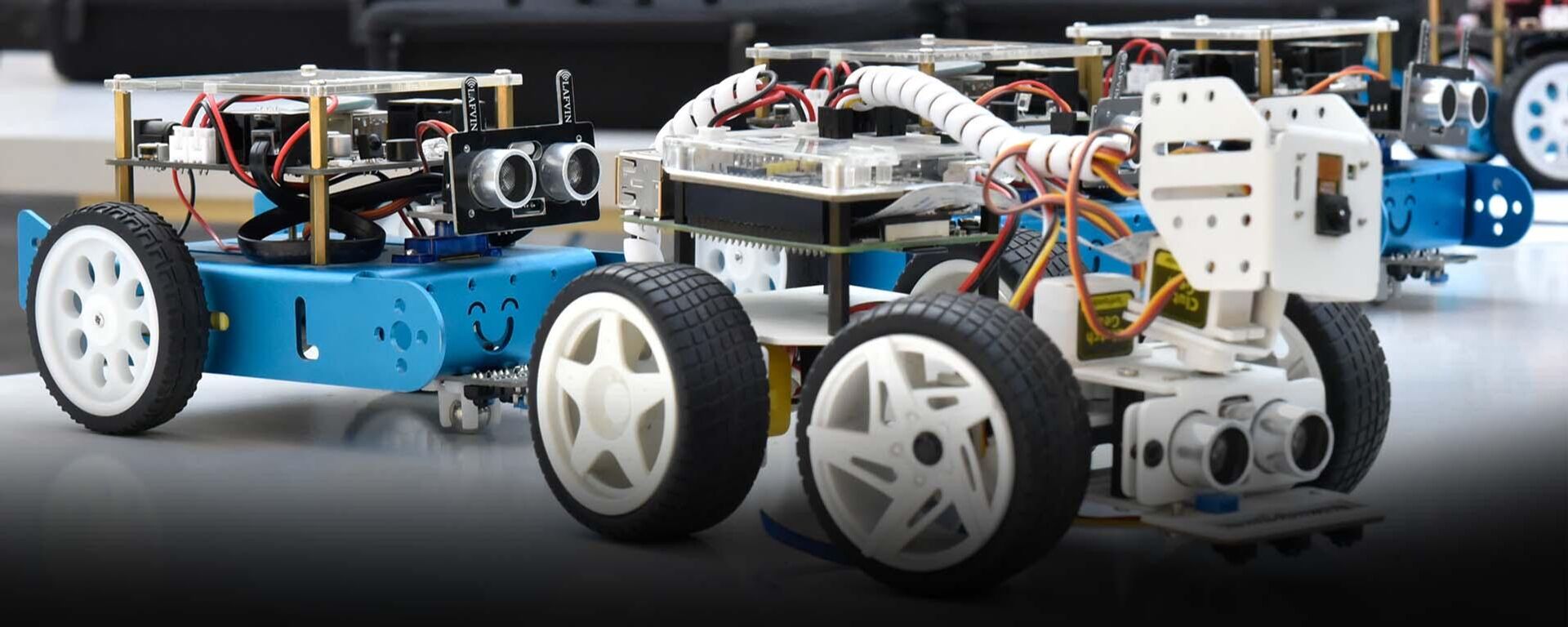 Дни робототехники, инновационных технологий и информатики в Душанбе - Sputnik Таджикистан, 1920, 14.11.2025