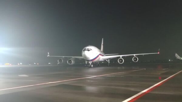 Российская делегация во главе с Валентиной Матвиенко прибыла в Душанбе - Sputnik Таджикистан