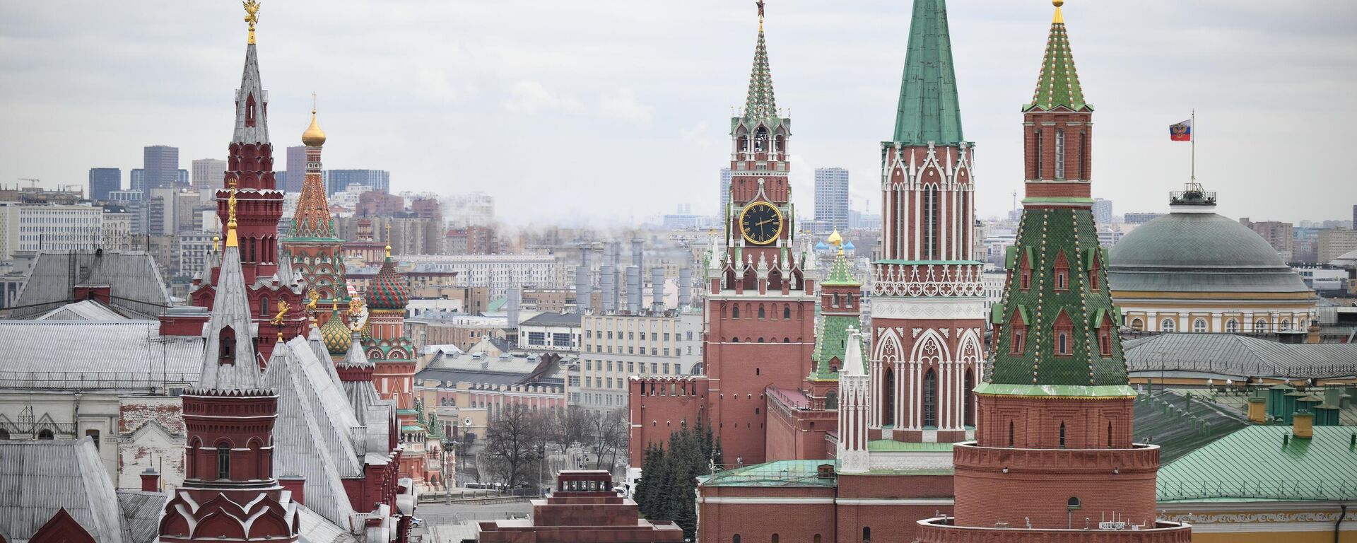 Вид на Московский Кремль. - Sputnik Тоҷикистон, 1920, 13.11.2025