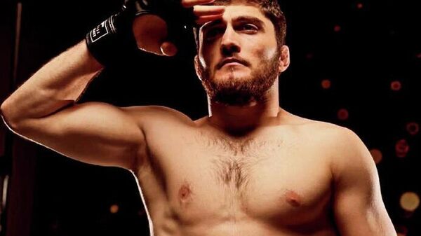 Два таджикских бойца выйдут сегодня в октагон на турнире UAE Warriors-65 - Sputnik Таджикистан