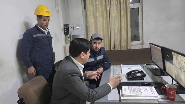 Агентство по госэнергонадзору выдало предписание Теплоэнергетическому центру - 2 по соблюдению установленных температурных норм - Sputnik Таджикистан