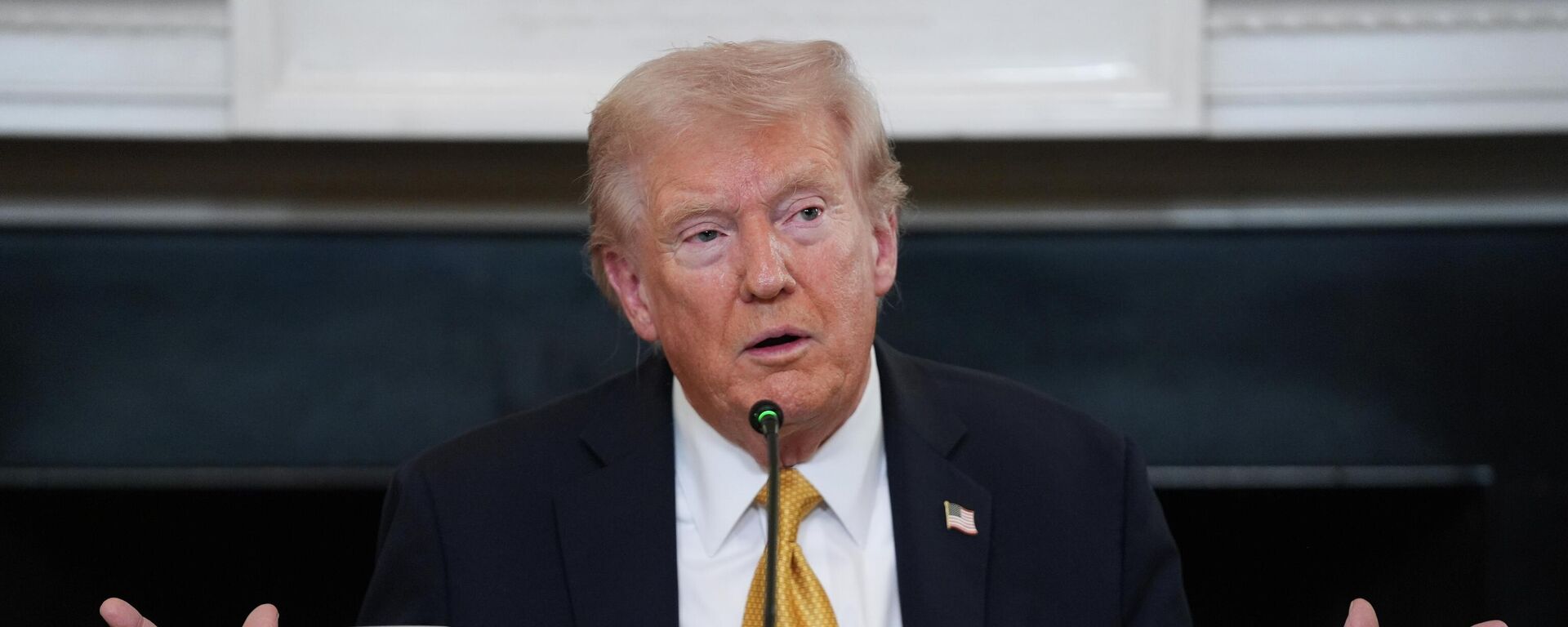 Президент США Дональд Трамп. Архивное фото - Sputnik Тоҷикистон, 1920, 23.11.2025