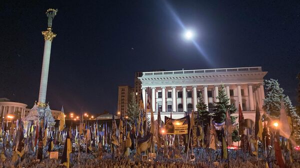 Вид площади Независимости в Киеве - Sputnik Таджикистан