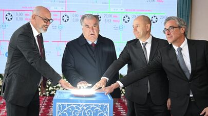 Эмомали Рахмон ввел в эксплуатацию три гидроагрегата Кайраккумской ГЭС после их модернизации.