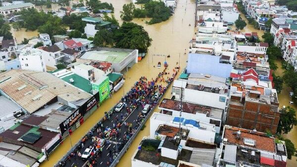 Обхезӣ дар Ветнам ҷони 43 нафарро гирифт - Sputnik Тоҷикистон