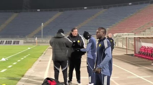 Дастаи Ал Наср ба бозӣ бо Истиқлол омодагӣ мебинад - Sputnik Тоҷикистон