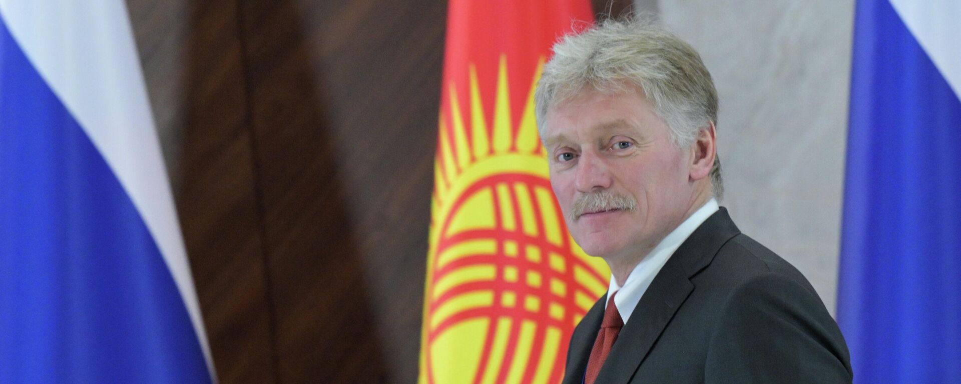 Пресс-секретарь президента РФ Дмитрий Песков - Sputnik Таджикистан, 1920, 26.11.2025