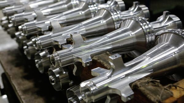 Производства корпусов бронебойно-подкалиберных снарядов на Ленинградском механическом заводе имени Карла Либкнехта, входящего в группу компаний Госкорпорации Ростех. - Sputnik Таджикистан