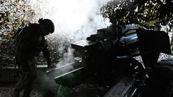 Боевая работа артиллеристов 123-й мотострелковой бригады - Sputnik Таджикистан