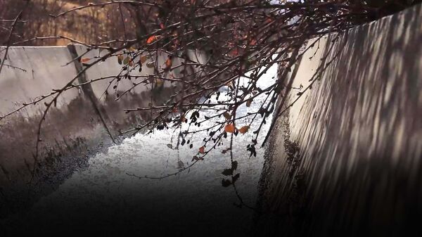 Все делали вручную: жители Согда вспоминают, как строился оросительный канал в горах - Sputnik Таджикистан