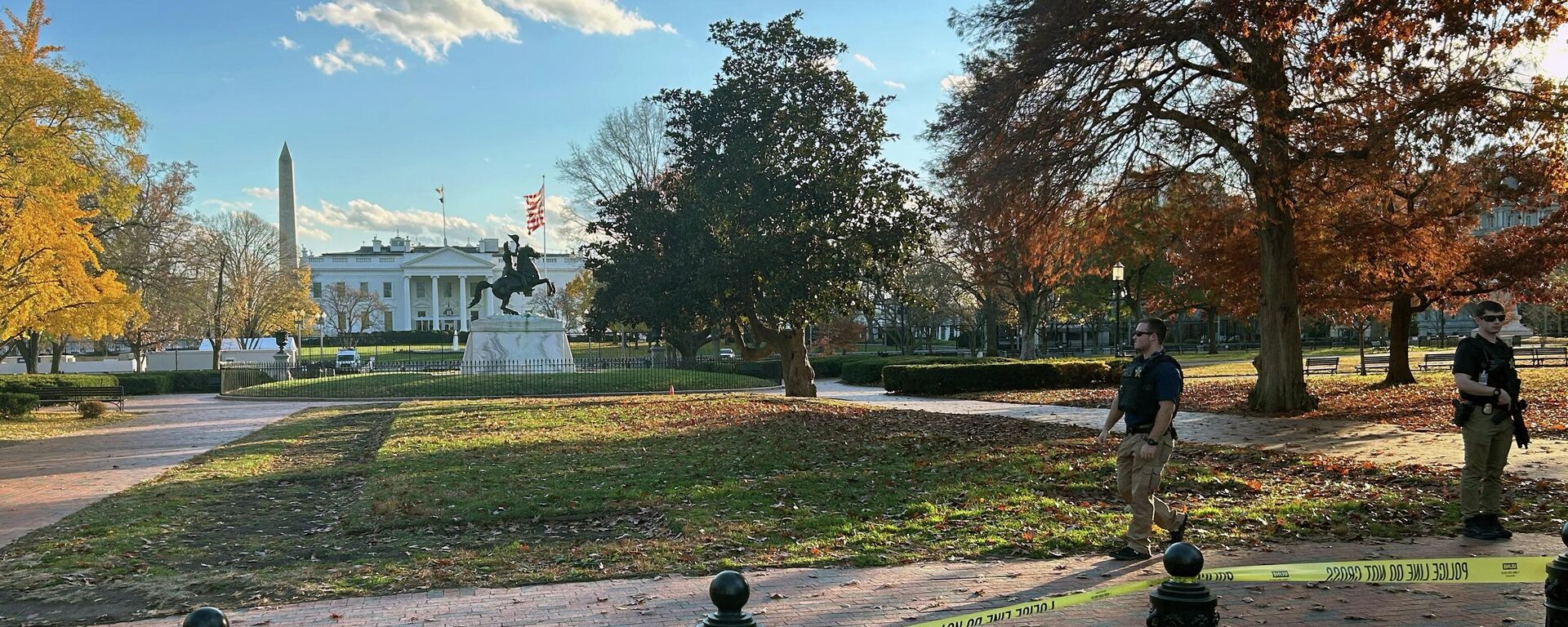 Стрельба у Белого дома в США  - Sputnik Таджикистан, 1920, 29.11.2025