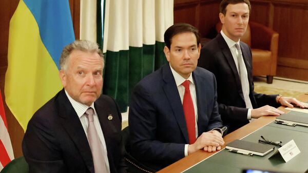 Специальный посланник Стив Уиткофф, государственный секретарь Марко Рубио и Джаред Кушнер на встрече с украинскими официальными лицами в воскресенье, 30 ноября 2025 года  - Sputnik Тоҷикистон