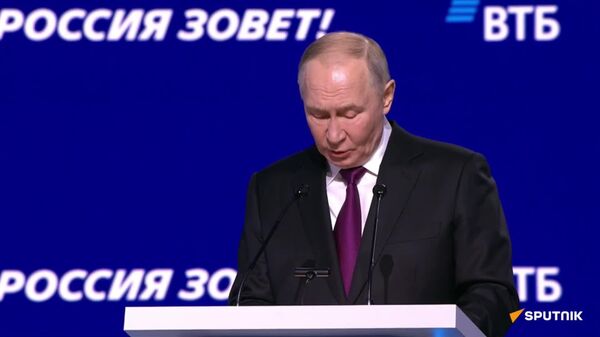 Таваррум дар Русия то 7% коҳиш ёфтааст ва то охири соли ҷорӣ аз 6% камтар хоҳад буд, - Путин - Sputnik Тоҷикистон