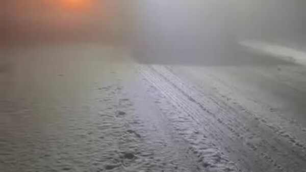 Снег ограничивает передвижение по трассе Душанбе - Чанак - Sputnik Таджикистан