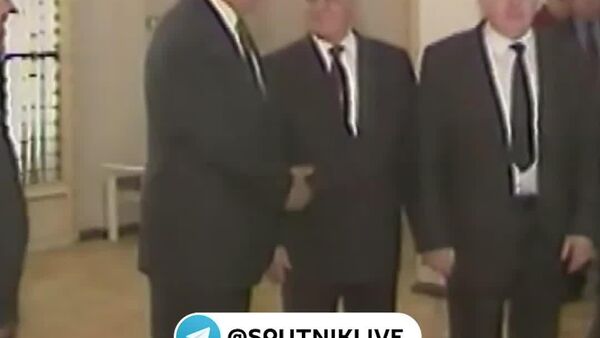 8 декабри соли 1991 ба таърихи 69-солаи мавҷудияти Иттиҳоди Шӯравӣ хотима гузошта шуд - Sputnik Тоҷикистон