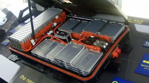 Дар Тоҷикистон минбаъд аз воридкунандагони акумуляторҳои барқӣ маблағ барои нобудсозӣ (утилизатсия) меситонанд - Sputnik Тоҷикистон