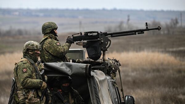 Боевое слаживание военнослужащих 123-й мотострелковой бригады группировки Юг - Sputnik Таджикистан