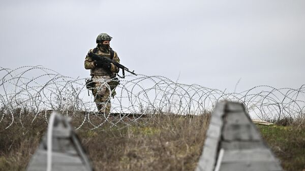 Боевое слаживание военнослужащих 123-й мотострелковой бригады группировки Юг  - Sputnik Таджикистан