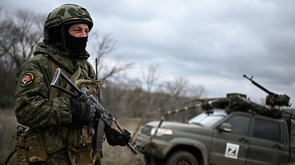 Боевое слаживание военнослужащих 123-й мотострелковой бригады группировки Юг  - Sputnik Тоҷикистон