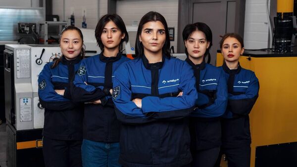 Международная программа Алабуга Старт - Sputnik Таджикистан