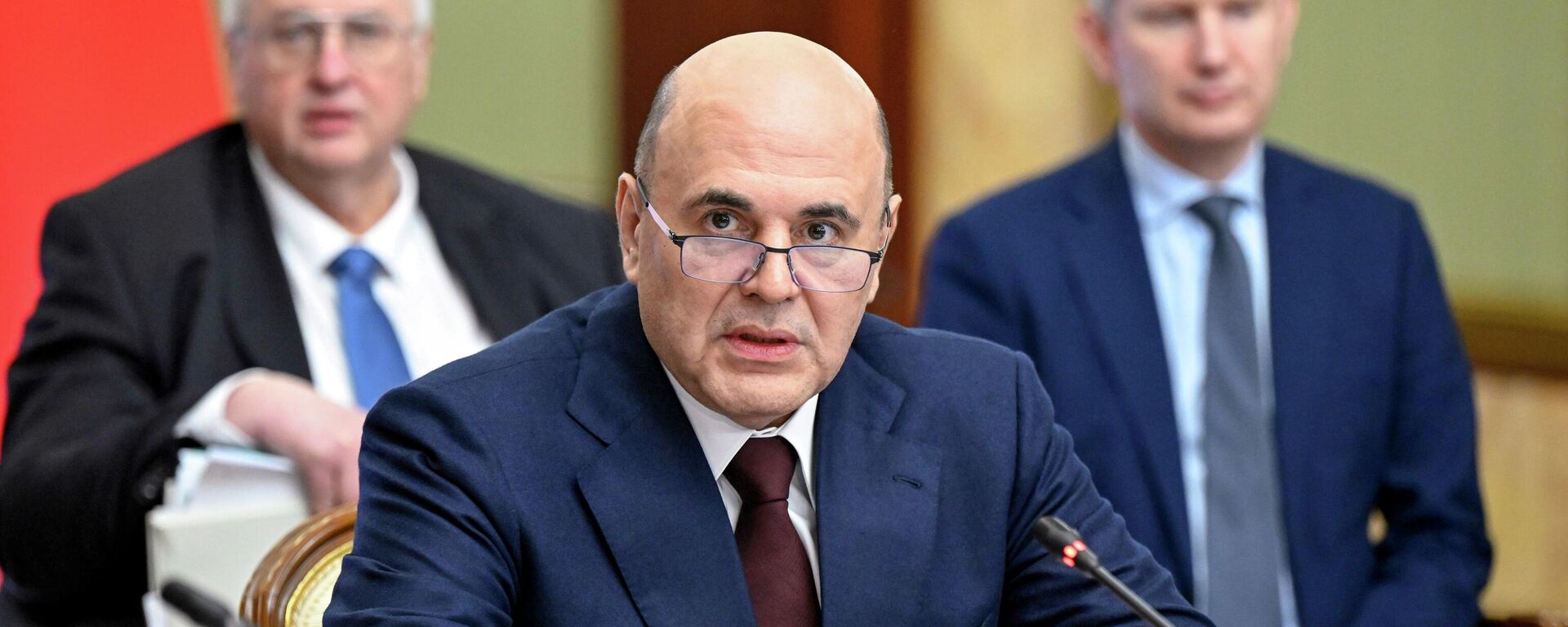 Председатель правительства РФ Михаил Мишустин на заседании Евразийского межправительственного совета в Москве.  - Sputnik Тоҷикистон, 1920, 12.12.2025