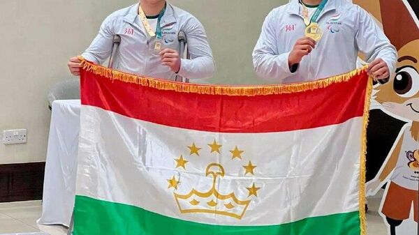 Спортсмен из Таджикистана на Молодежных Параазиатских играх в Дубае-2025 установил новый мировой рекорд - Sputnik Таджикистан