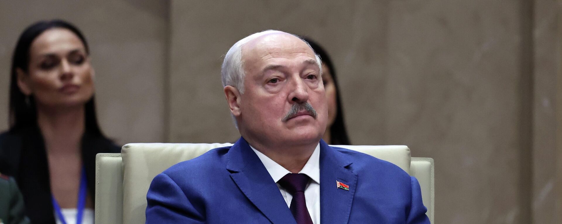  Президент Белоруссии Александр Лукашенко на заседании Совета коллективной безопасности ОДКБ в расширенном составе в Бишкеке.  - Sputnik Тоҷикистон, 1920, 17.12.2025