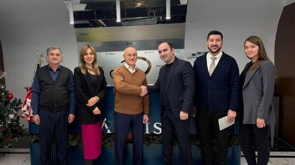 Для домашнего уюта: Таджикистан готов наращивать поставки полотенец и халатов в Россию - Sputnik Таджикистан