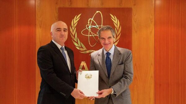 Постпред Таджикистана вручил верительные грамоты главе МАГАТЭ - Sputnik Таджикистан