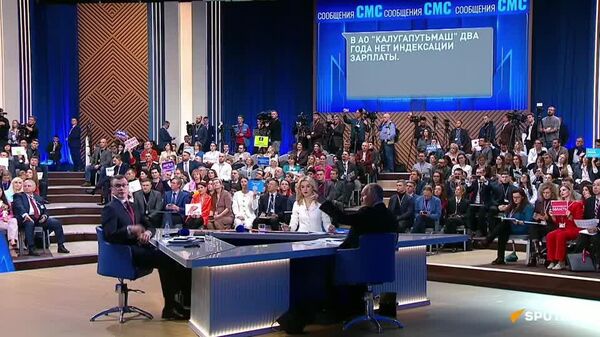 Полностью согласен, - согласился Владимир Путин с возмущением зрителя о надоевших передачах про Украину - Sputnik Таджикистан