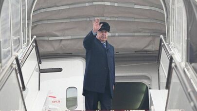 Эмомали Рахмон отбыл в Россию для участия в неформальной встрече глав стран СНГ, сообщили в пресс-службе президента республики