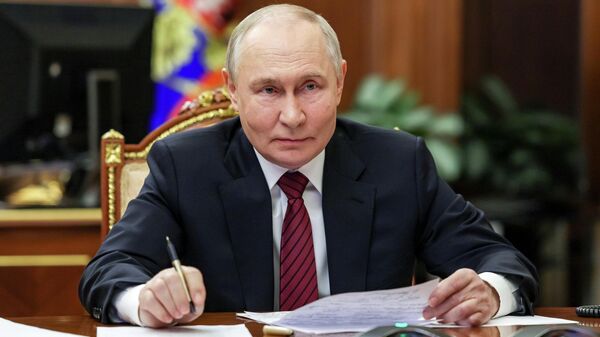 Президент Владимир Путин провел совещание по ситуации в зоне СВО  - Sputnik Тоҷикистон