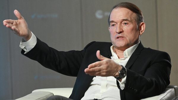 Интервью В. Медведчука агентству РИА Новости - Sputnik Таджикистан