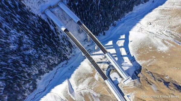 Дальше некуда: в Китае открыли самый длинный автомобильный туннель в мире - Sputnik Таджикистан