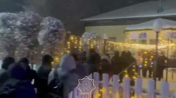 Свыше 130 человек спасли в Казахстане из снежного плана - Sputnik Таджикистан