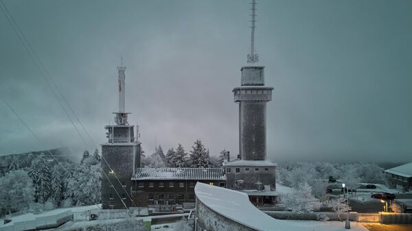 Снег во Франкфурте - Sputnik Таджикистан