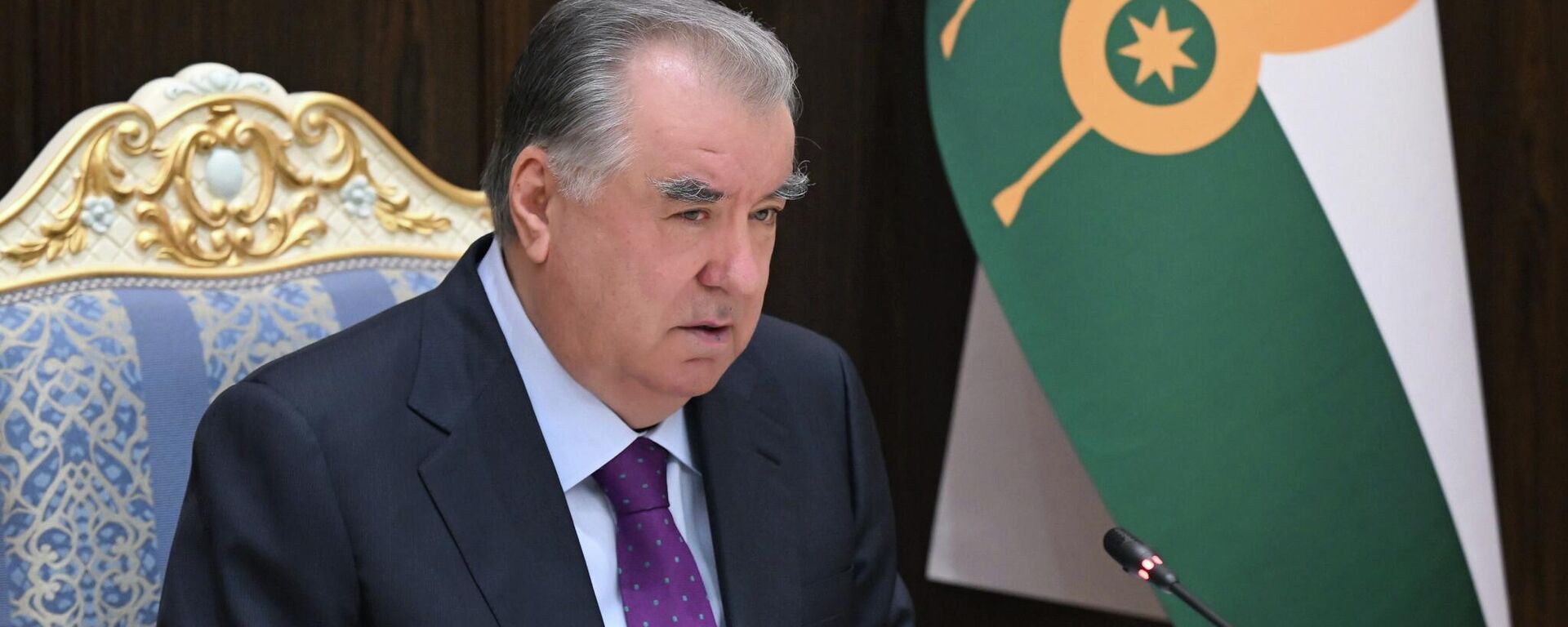 Эмомали Рахмон произвел кадровые перестановки в структурах Верховного суда и других государственных органов. - Sputnik Таджикистан, 1920, 12.01.2026