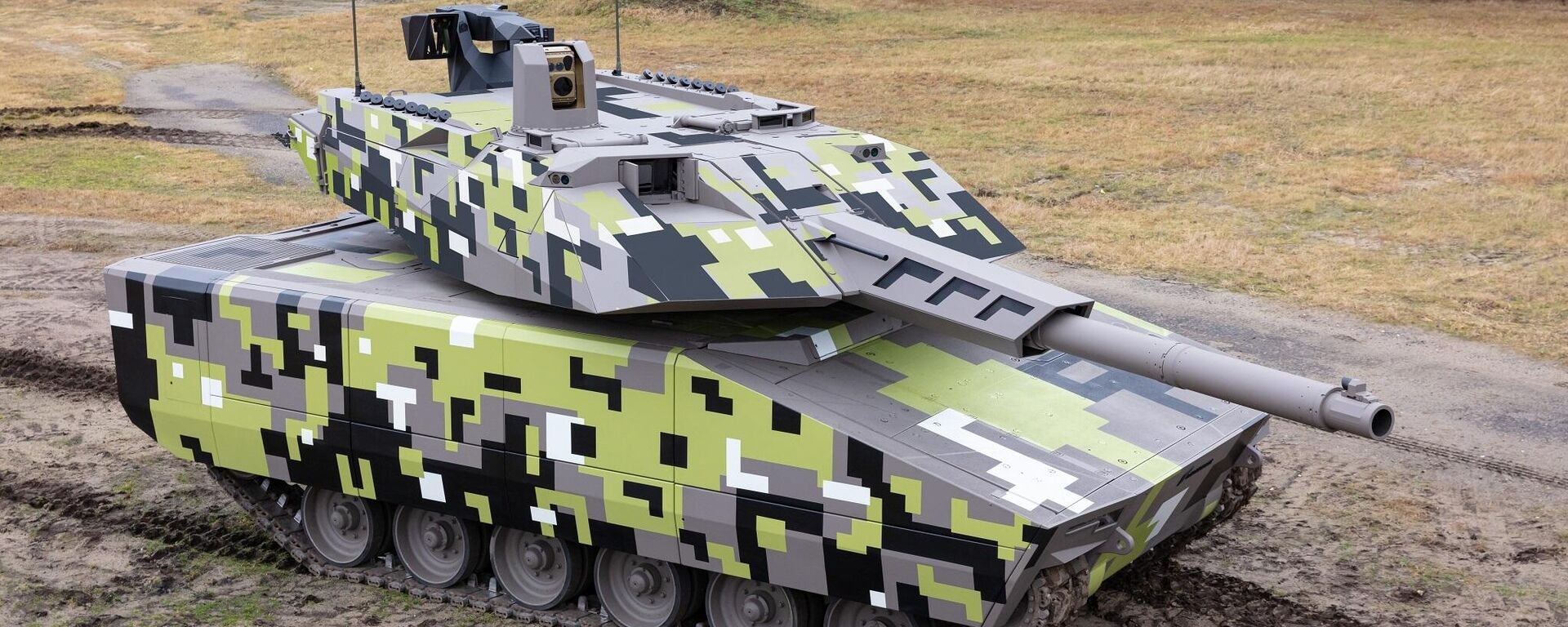 БМП Lynx KF41 производства концерна Rheinmetall  - Sputnik Таджикистан, 1920, 12.01.2026