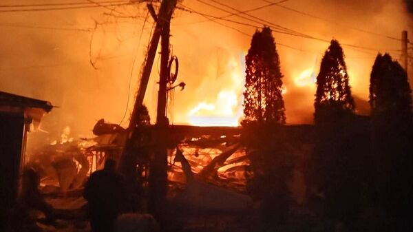 Последствия атаки БПЛА ВСУ на поселок Хорлы в Херсонской области  - Sputnik Тоҷикистон