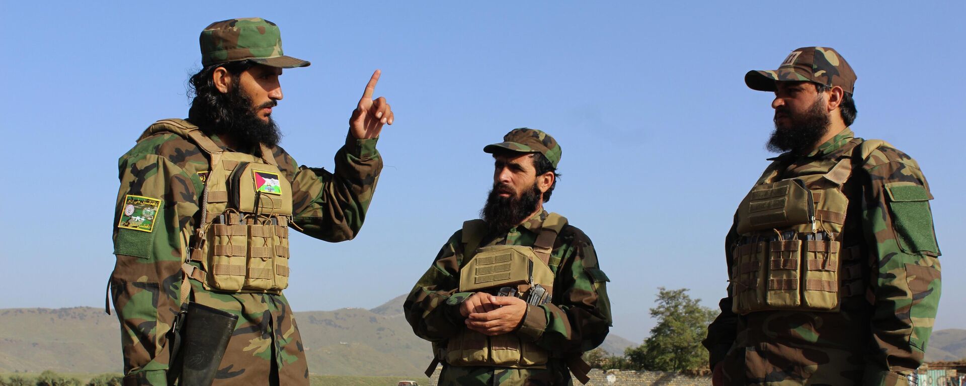 Афганские военнослужащие охраняют границу в районе Зазай-Майдан провинции Хост, Афганистан. Архивное фото - Sputnik Таджикистан, 1920, 20.01.2026
