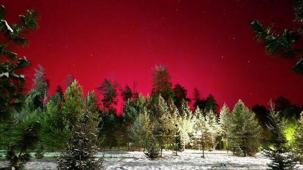 Северное сияние озарило небо во всем мире - Sputnik Таджикистан