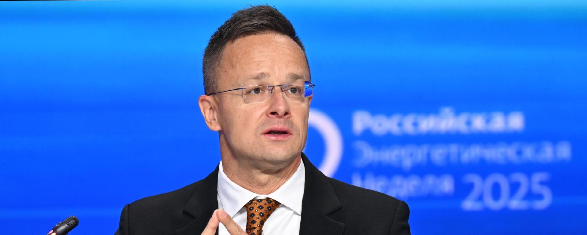 Министр иностранных дел и внешнеэкономических связей Венгрии Петер Сийярто  - Sputnik Таджикистан, 1920, 21.01.2026