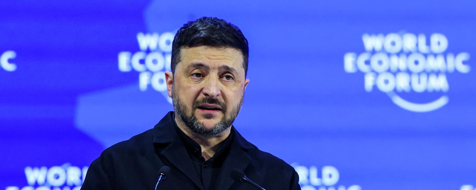 Владимир Зеленский выступает на 56-й ежегодной встрече Всемирного экономического форума (ВЭФ) в Давосе - Sputnik Тоҷикистон, 1920, 24.01.2026