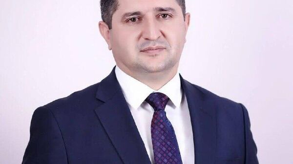 Анвар Сафарзода назначен помощником президента Таджикистана по вопросам соцразвития и связей с общественностью, следует из указа Эмомали Рахмона - Sputnik Таджикистан