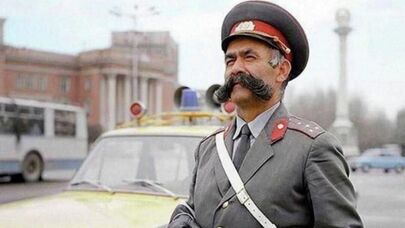 Майор милиции Мулло Нуров.