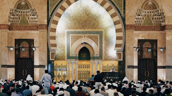Молитва в мечети. - Sputnik Таджикистан