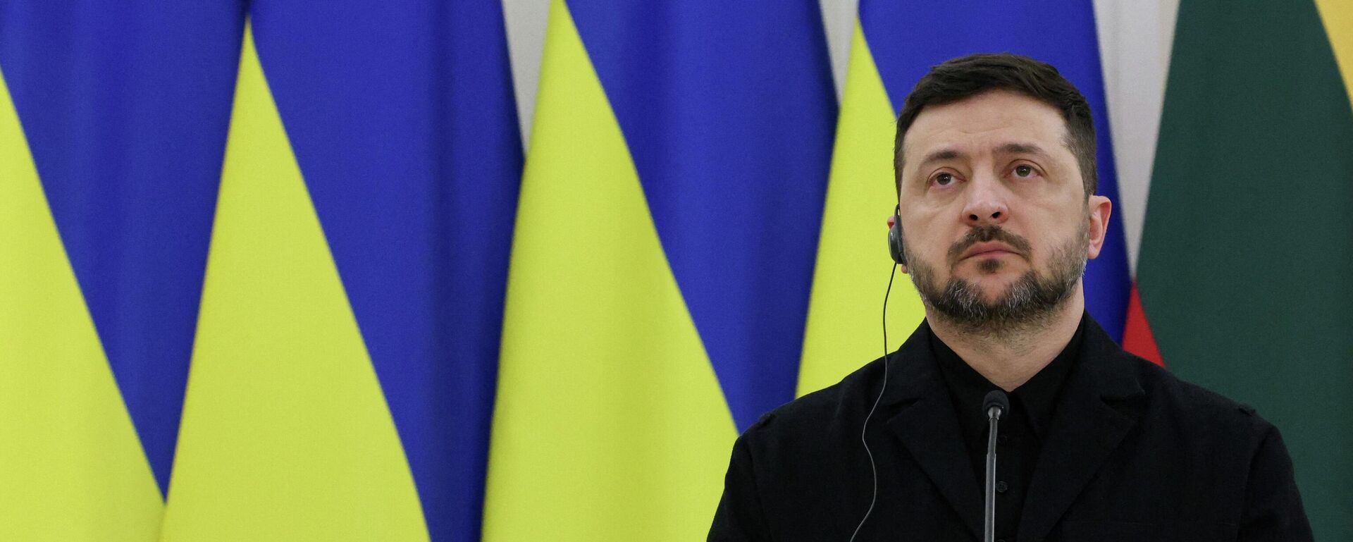 Владимир Зеленский. Архивное фото - Sputnik Таджикистан, 1920, 02.02.2026