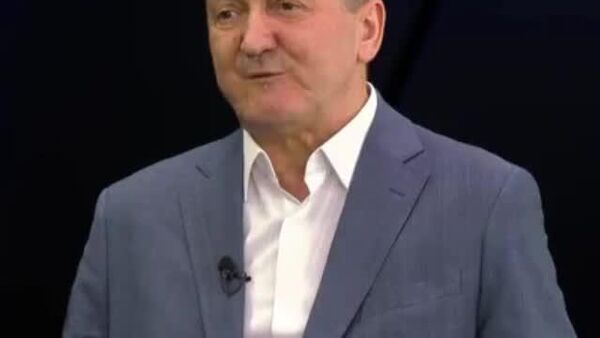 Ҷаҳони нав бештар ба амалиёти низомӣ дар амалиёти вижа вобаста аст, на ба музокирот дар Абу-Дабӣ, гуфт коршиноси низомӣ Александр Хроленко - Sputnik Тоҷикистон